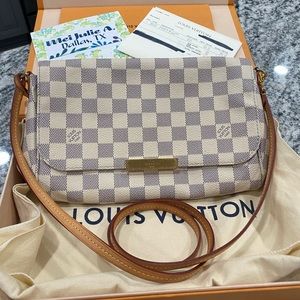 ❗️HOLD FOR @nikki22988 ❗️Authentic Louis Vuitton Favorite MM in Damier Azur